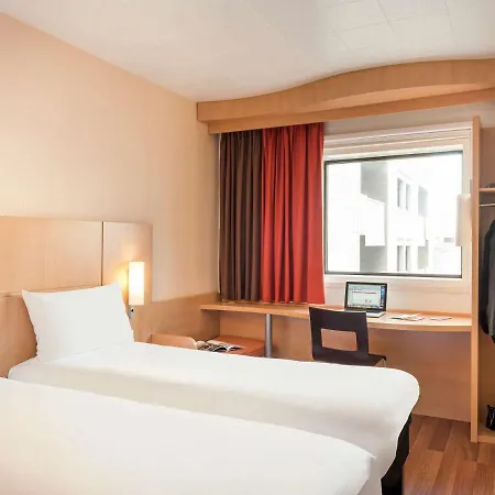 Ibis Paris La Defense Esplanade Hotel Courbevoie Buitenkant foto