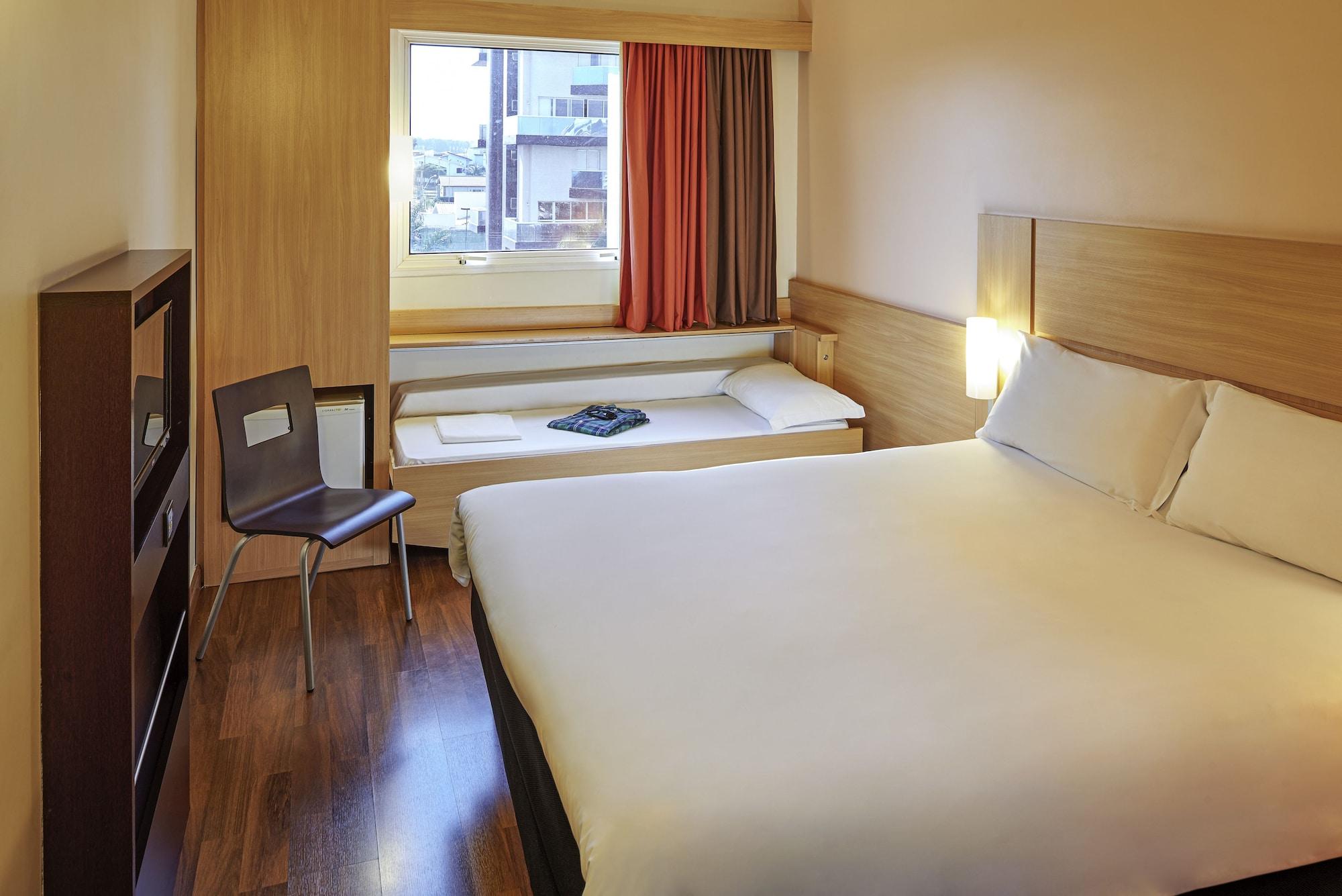 Ibis Paris La Defense Esplanade Courbevoie