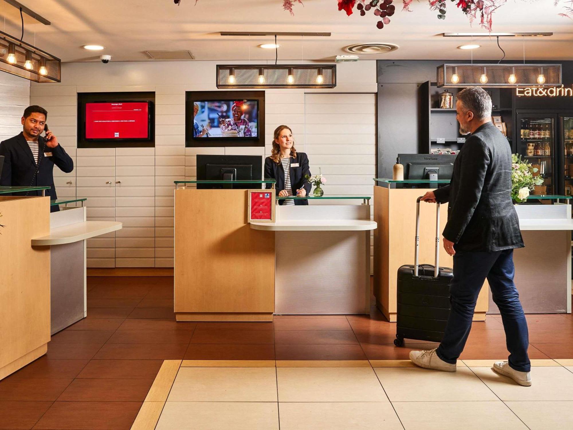 Ibis Paris La Defense Esplanade 3* Courbevoie